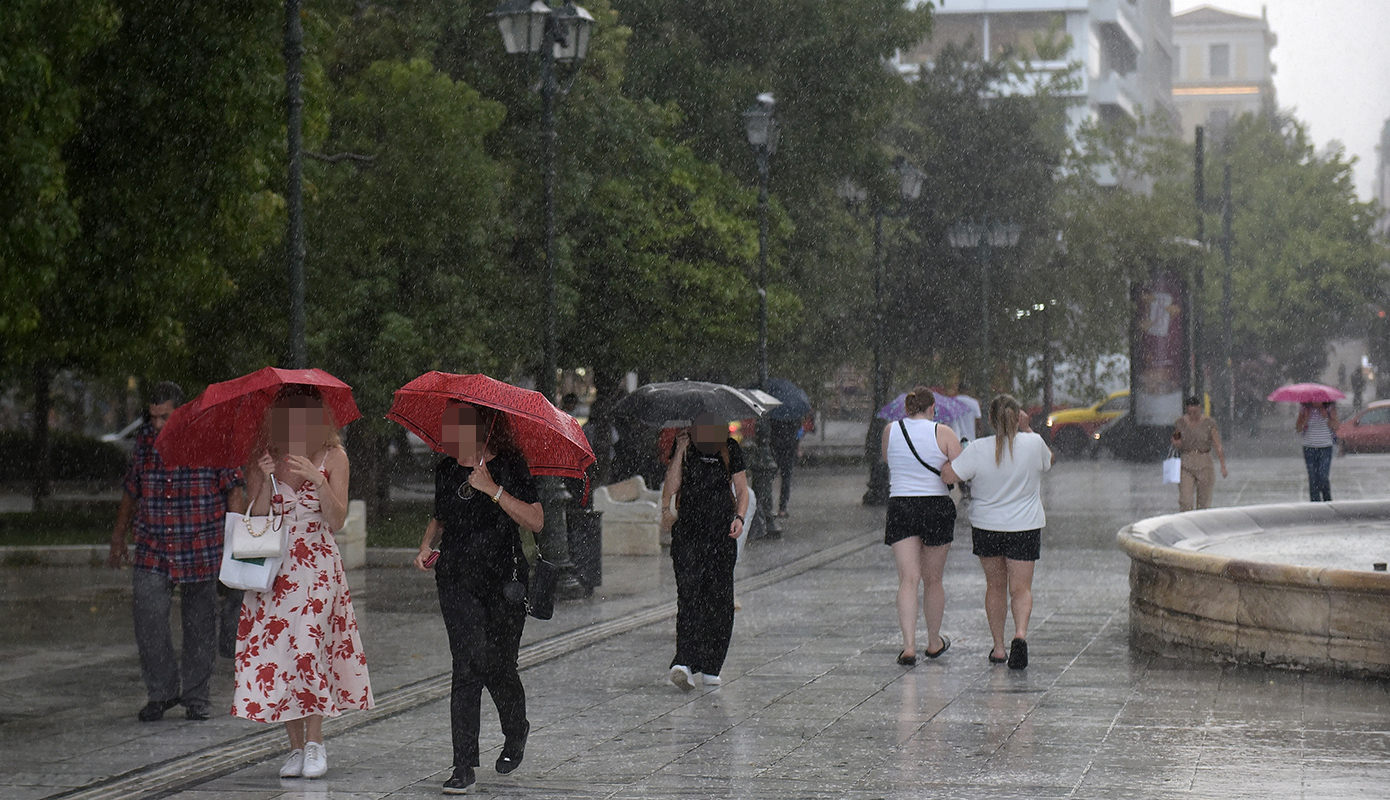 Επικίνδυνη καιρική κατάσταση με ισχυρές καταιγίδες σε πολλές περιοχές της χώρας