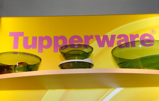 Η Tupperware Κλείνει Δραματικά Μετά Από Πενήντα Έξι Χρόνια Στην Ελλάδα