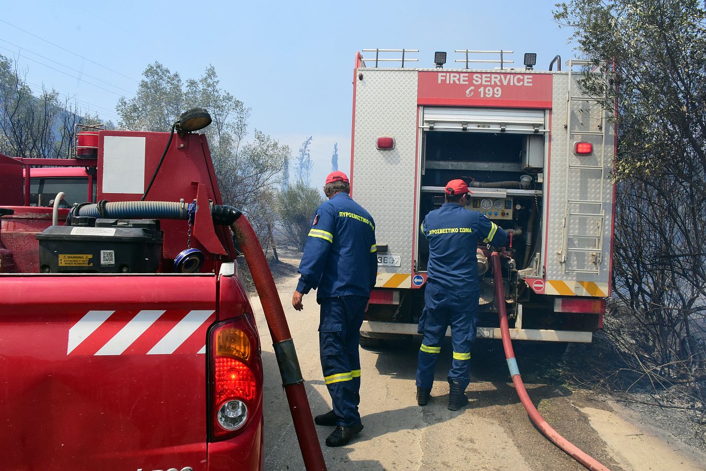 Πυρκαγιά πλήττει δασική περιοχή στην Αγία Παρασκευή Αχαΐας με κινητοποίηση 50 πυροσβεστών