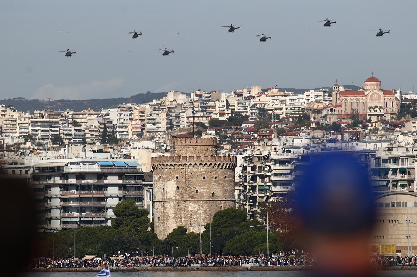 Καλοκαιρινές καιρικές συνθήκες με πλήρη ηλιοφάνεια για το τριήμερο της 28ης Οκτωβρίου