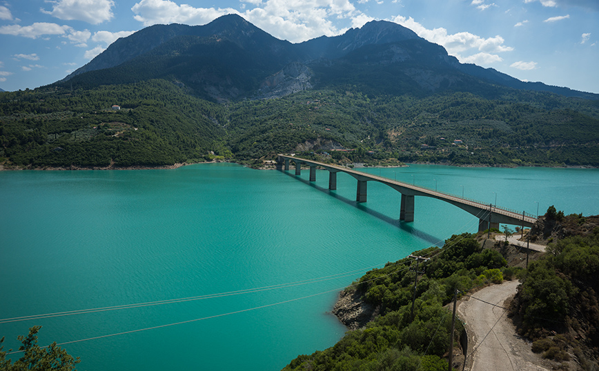 Εξετάζονται λύσεις για την υδροδότηση της Αθήνας σε περίπτωση ανομβρίας