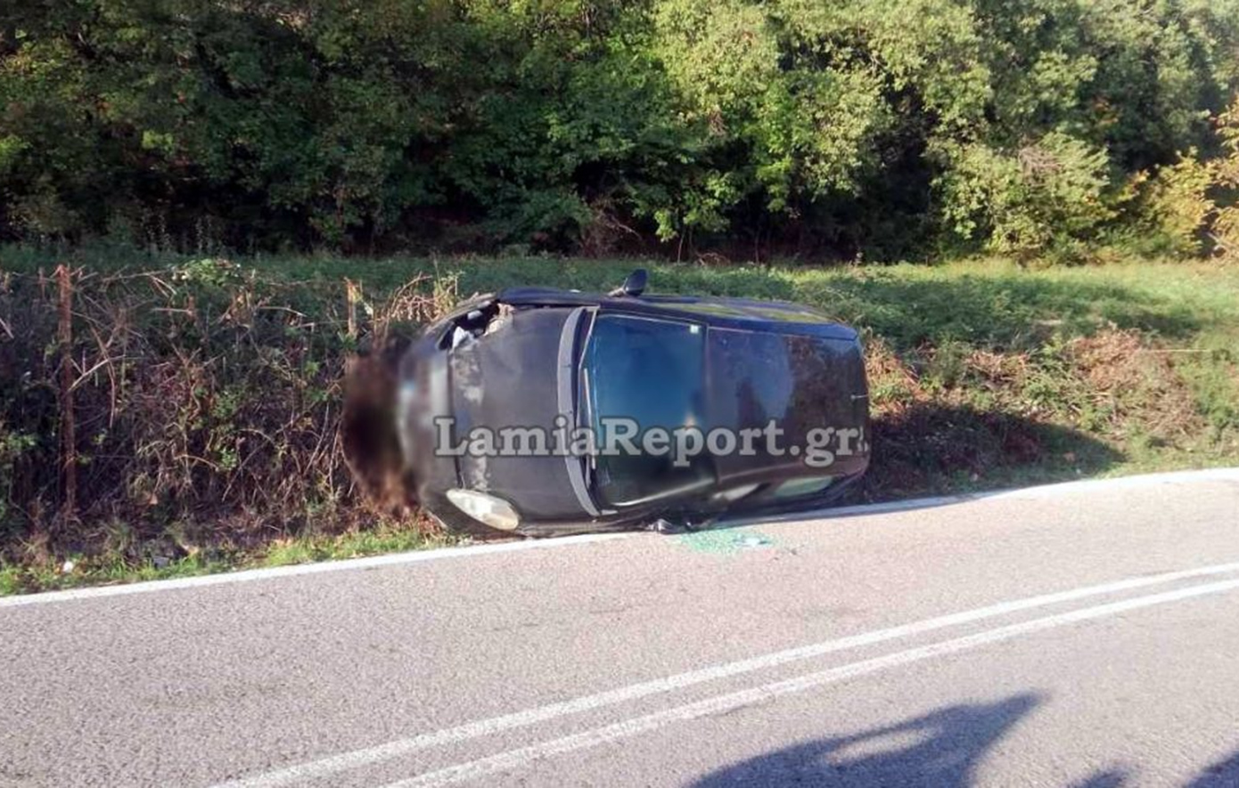 Τροχαίο ατύχημα στην εθνική οδό Λαμίας Καρπενησίου με άμεσο απεγκλωβισμό οδηγού