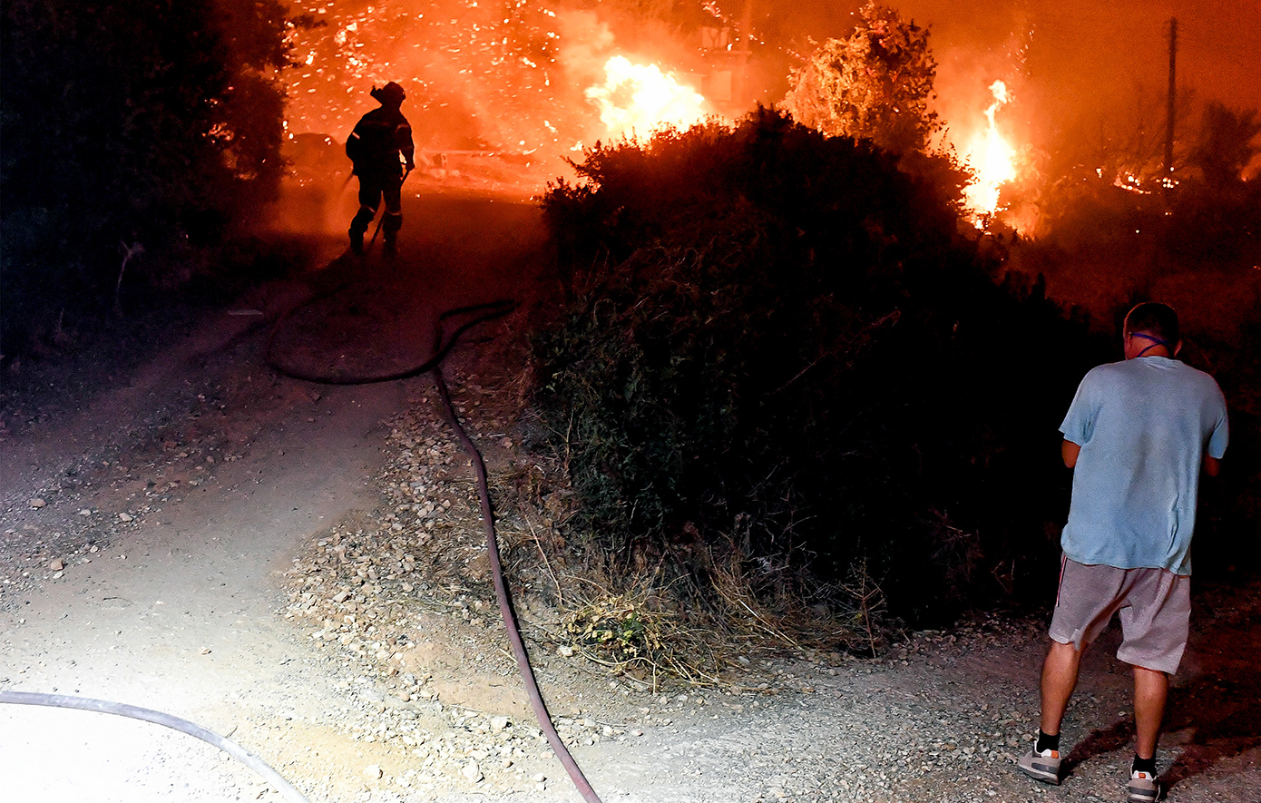 Φωτιά σε Δύσβατο Σημείο στο Παγγαίο Όρος κοντά στη Νικήσιανη Καβάλας